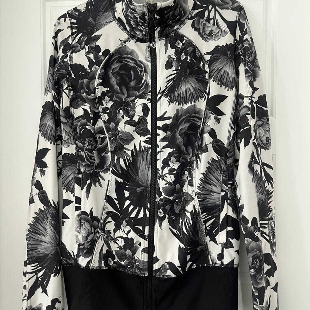 Lululemon Nice Asana Jacket